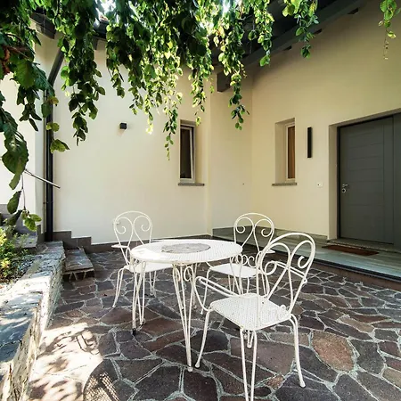 Martina - By Myhomeincomo 公寓 *