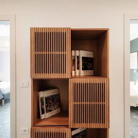 Martina - By Myhomeincomo