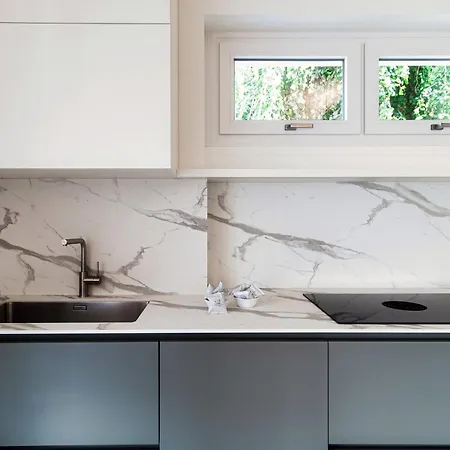 公寓 Martina - By Myhomeincomo