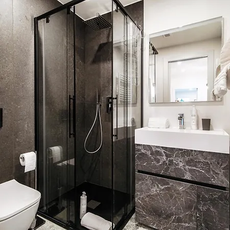 公寓 Martina - By Myhomeincomo 科莫