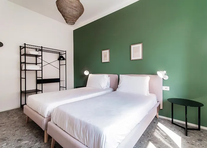 Martina - By Myhomeincomo 公寓