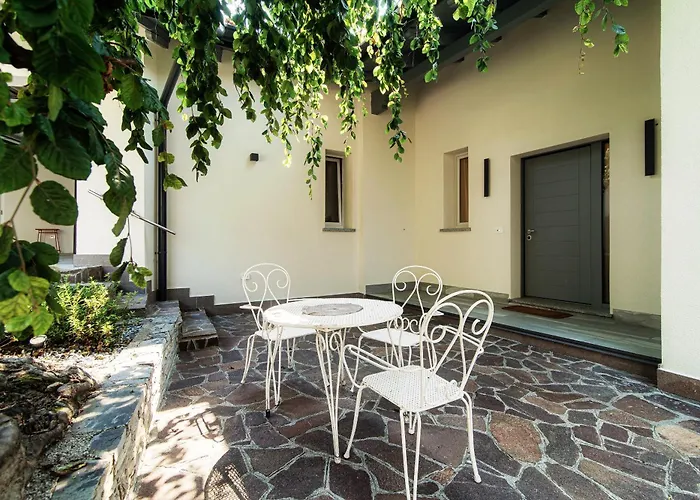 Martina - By Myhomeincomo 公寓 *