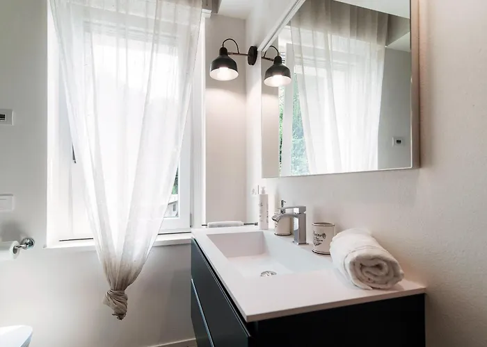 Martina - By Myhomeincomo 公寓 科莫