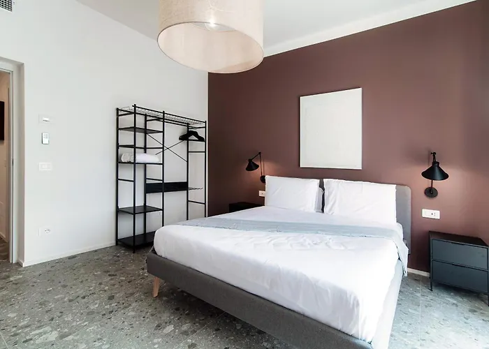 Martina - By Myhomeincomo 公寓