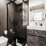 Apartment Martina - By Myhomeincomo Como