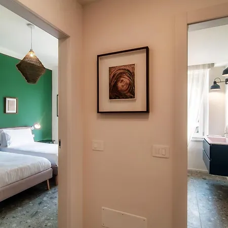 Martina - By Myhomeincomo * Como