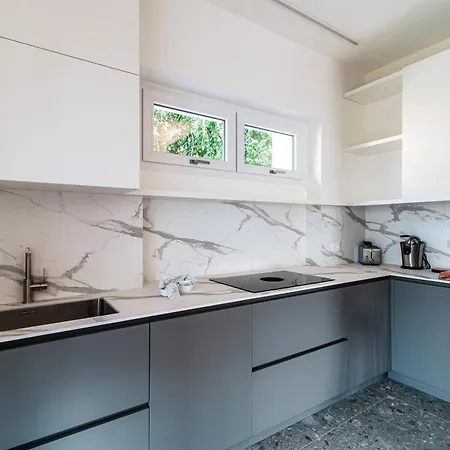 Apartman Martina - By Myhomeincomo Como